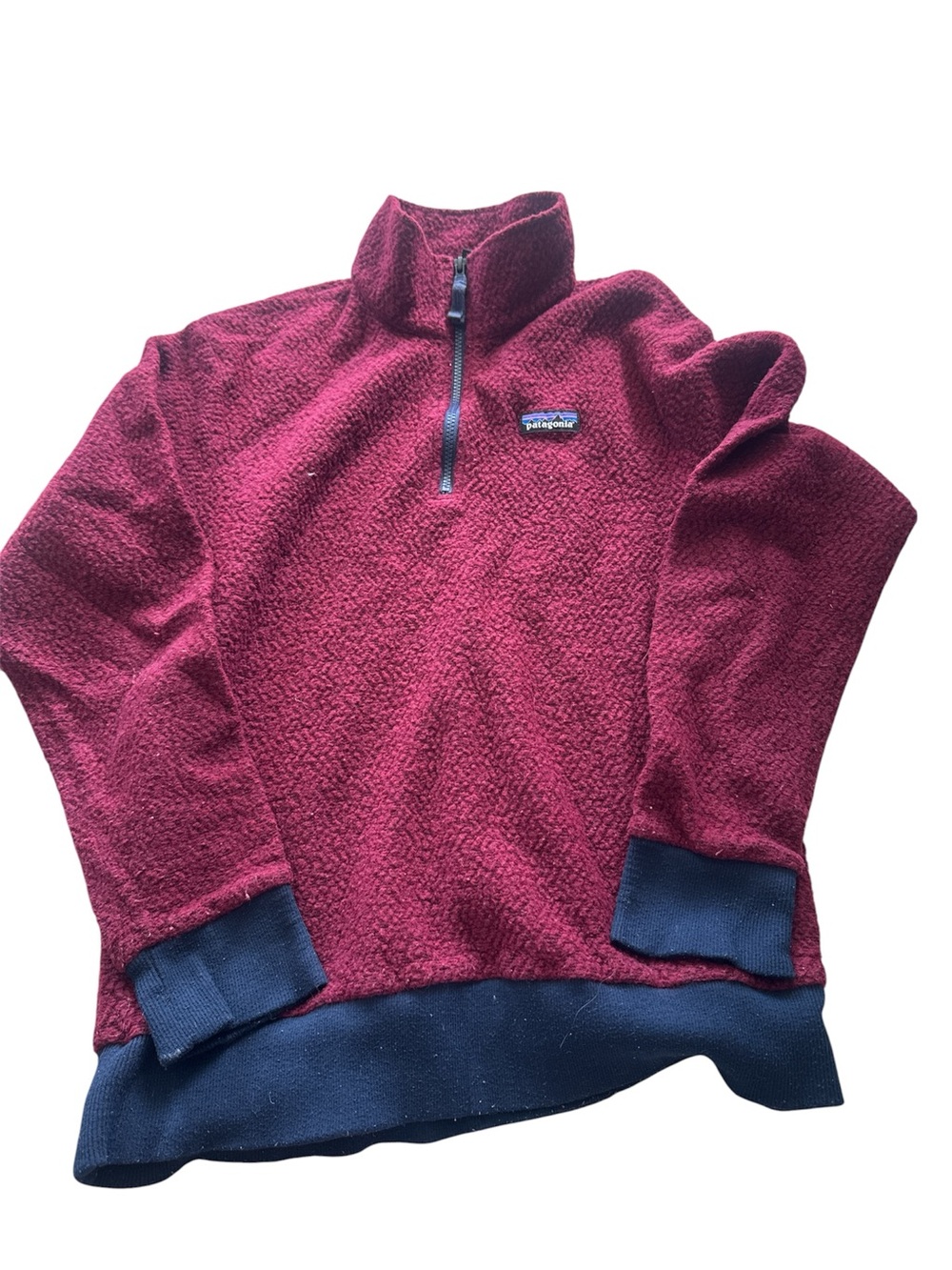 Patagonia Half-Zip Fleece Pullover - Burgundy and navy size M